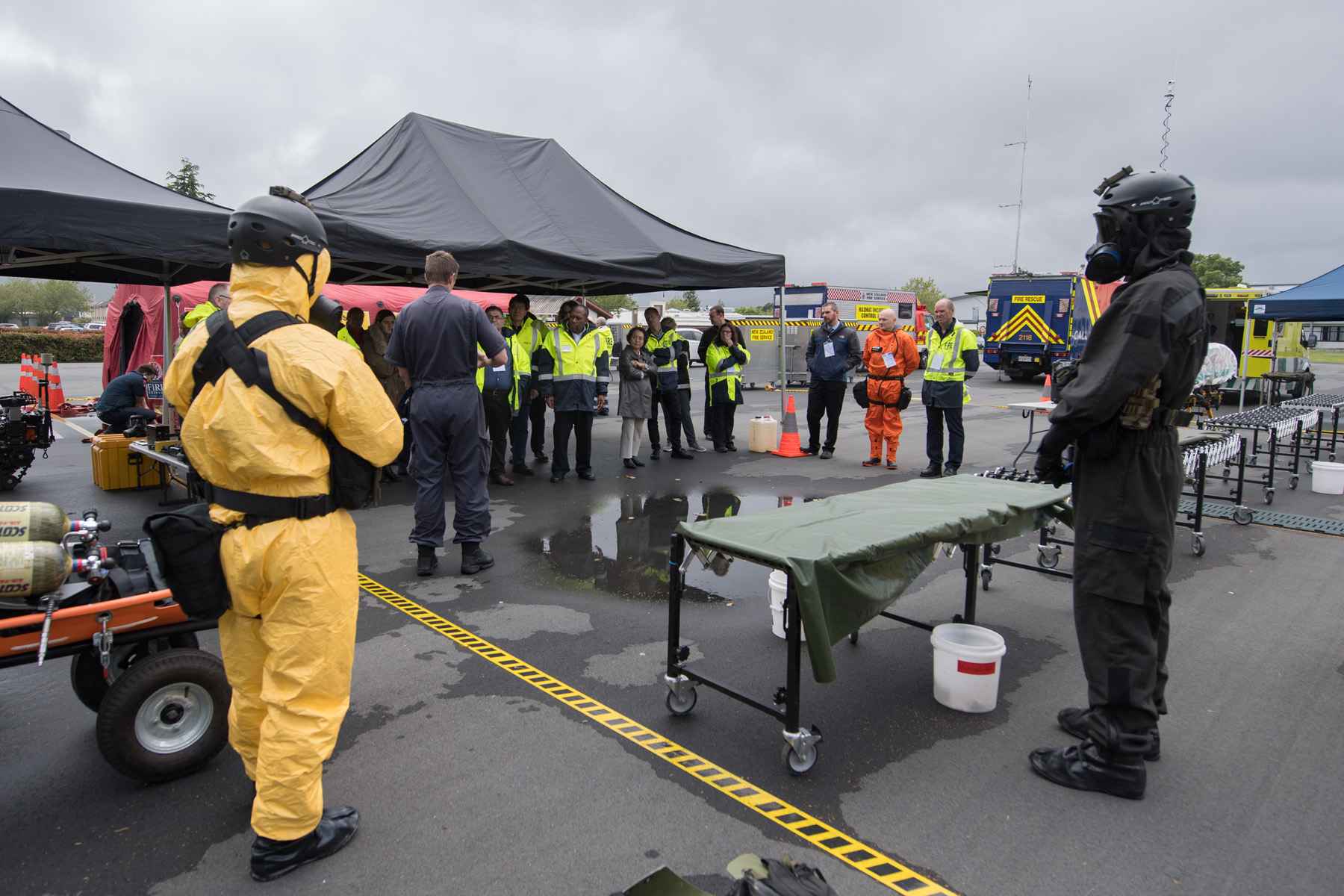 JEE team members are briefed on multi-agency response capacity for chemical and radiological emergencies. (Credit: New Zealand Defence Force)